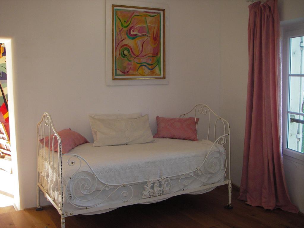 Pavillon De Beauregard Bed and Breakfast Aix-en-Provence Værelse billede